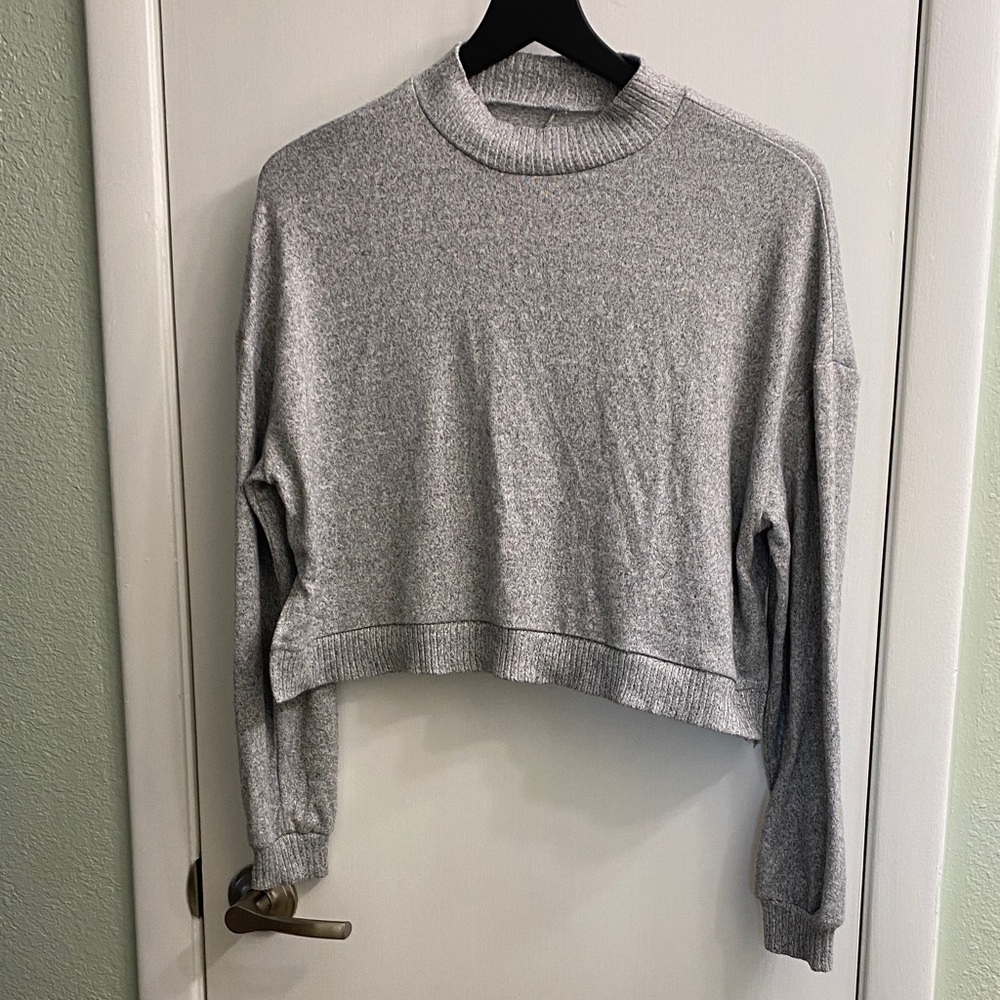SO Gray Women's Crop Turtleneck Sweater